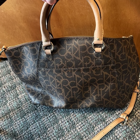 Calvin Klein brown Crossbody bag - Picture 3 of 4
